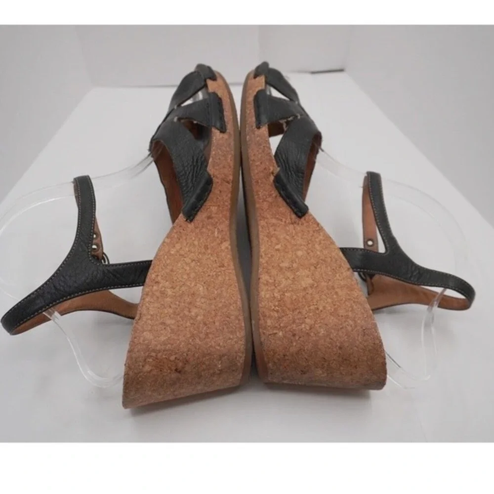Clarks Artisan Black Leather Cork‎ Wedge Sandals Strappy Shoes 11 Vacation 34-05